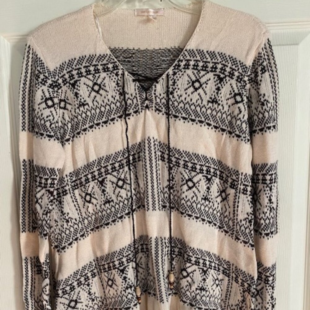 Skies Are Blue Poncho Style Sweater Women's Size M